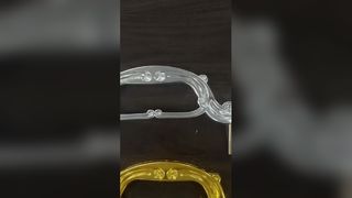 प्रीमियम सोने का ताबूत यूरोपीय शैली के हार्डवेयर को संभालता है